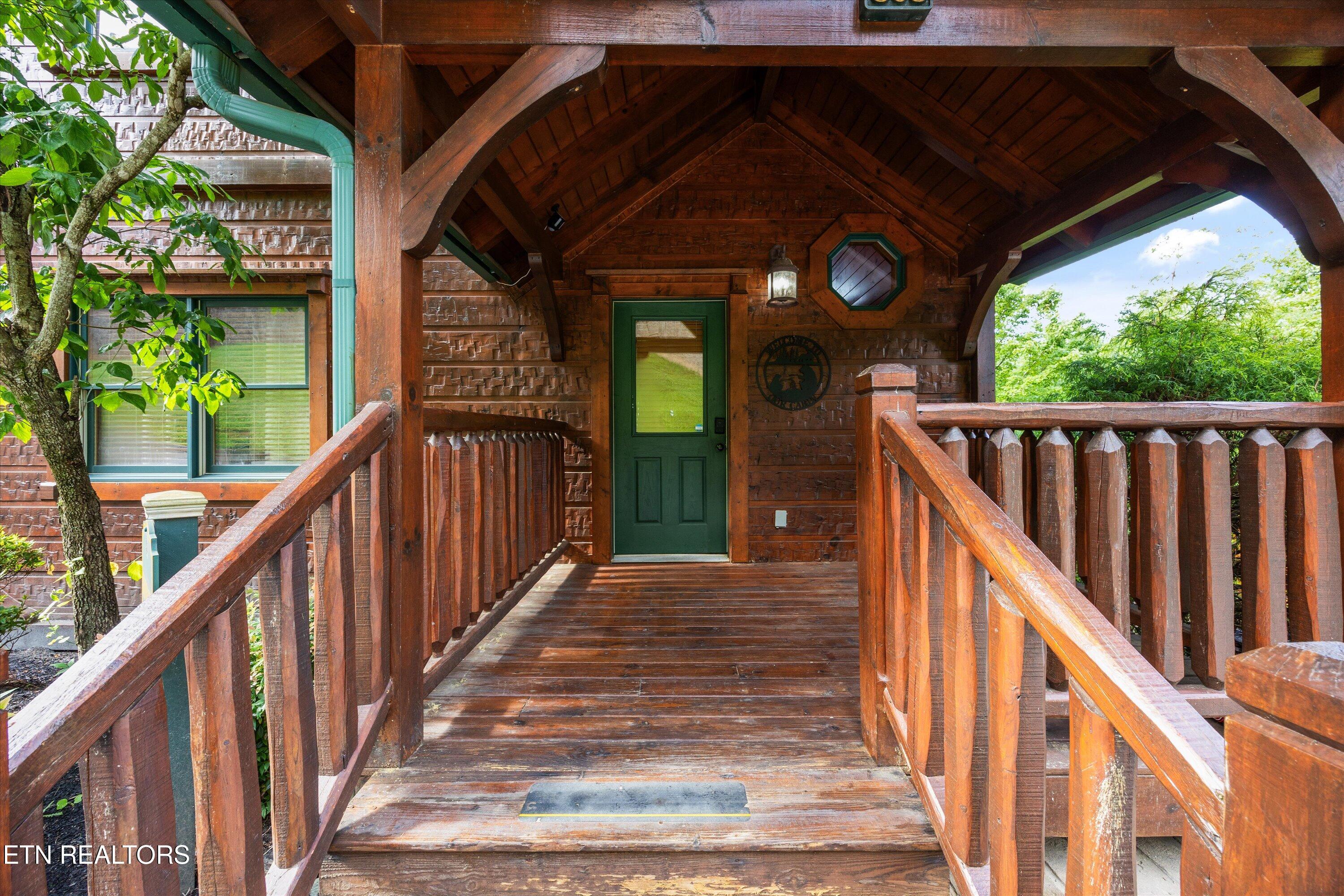 808 Great Smoky Way