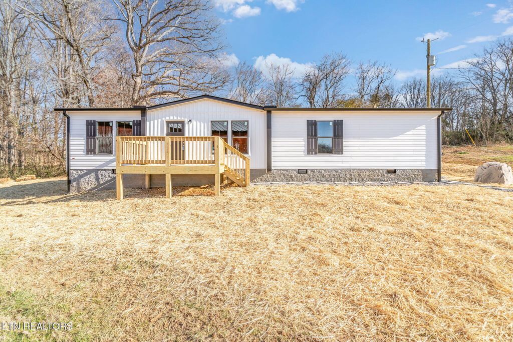 Photo of 394 County Road 326, Sweetwater, TN 37874 (MLS # 1286580)
