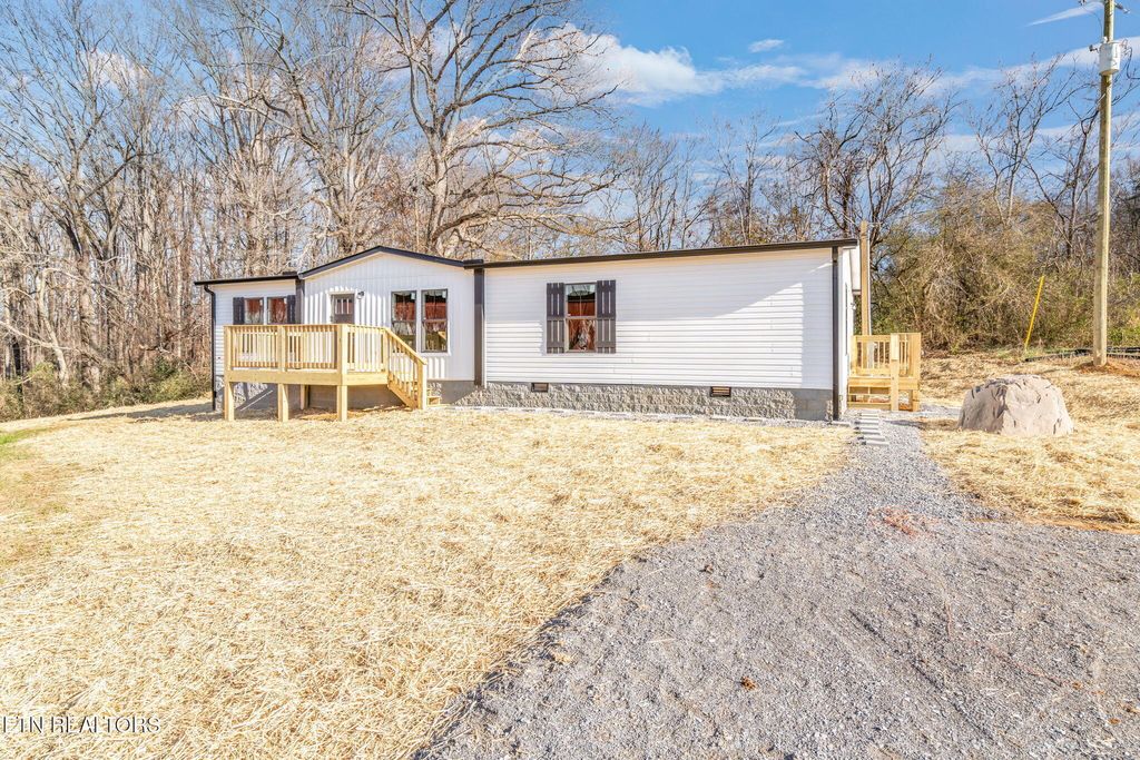 Photo of 394 County Road 326, Sweetwater, TN 37874 (MLS # 1286580)