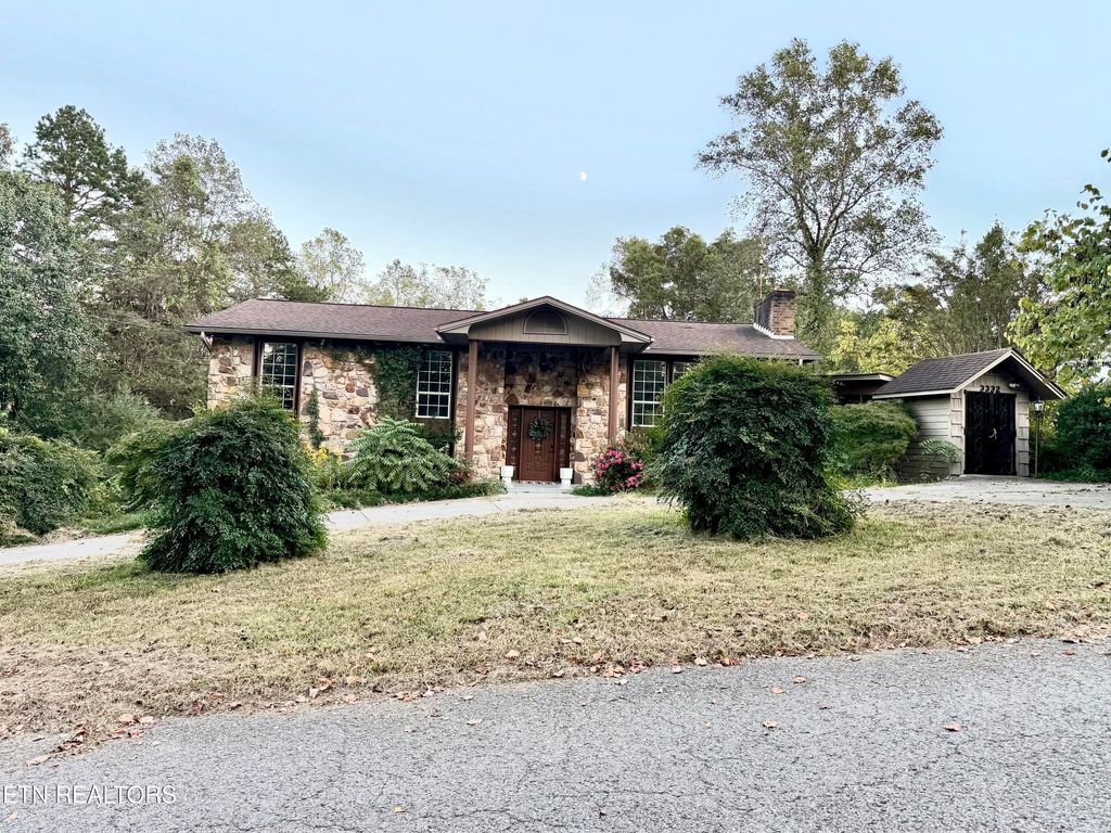 Photo of 3332 Shagbark Rd, Powell, TN 37849 (MLS # 1309677)