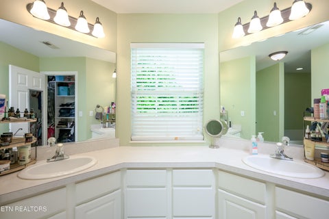 Tiny photo for 5626 Eagle Crest Lane, Knoxville, TN 37921 (MLS # 1346997)