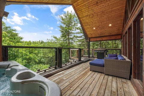 Tiny photo for 2624 Blanket Mountain Way, Sevierville, TN 37862 (MLS # 1347838)