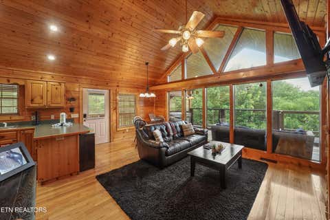 Tiny photo for 2624 Blanket Mountain Way, Sevierville, TN 37862 (MLS # 1347838)