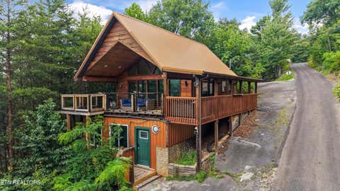 Photo of 2624 Blanket Mountain Way, Sevierville, TN 37862 (MLS # 1347838)