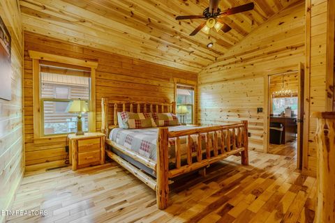 Tiny photo for 221 Forrest Loop Way, Gatlinburg, TN 37738 (MLS # 1326204)