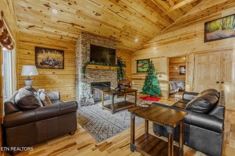 Tiny photo for 221 Forrest Loop Way, Gatlinburg, TN 37738 (MLS # 1326204)