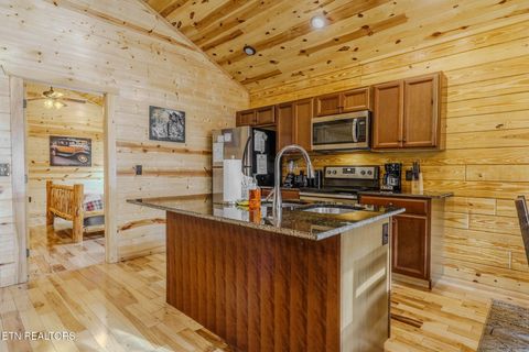 Tiny photo for 221 Forrest Loop Way, Gatlinburg, TN 37738 (MLS # 1326204)