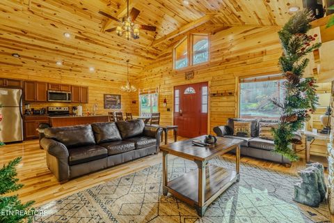 Tiny photo for 221 Forrest Loop Way, Gatlinburg, TN 37738 (MLS # 1326204)