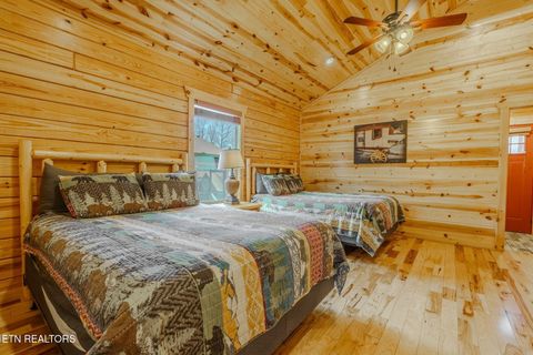 Tiny photo for 221 Forrest Loop Way, Gatlinburg, TN 37738 (MLS # 1326204)