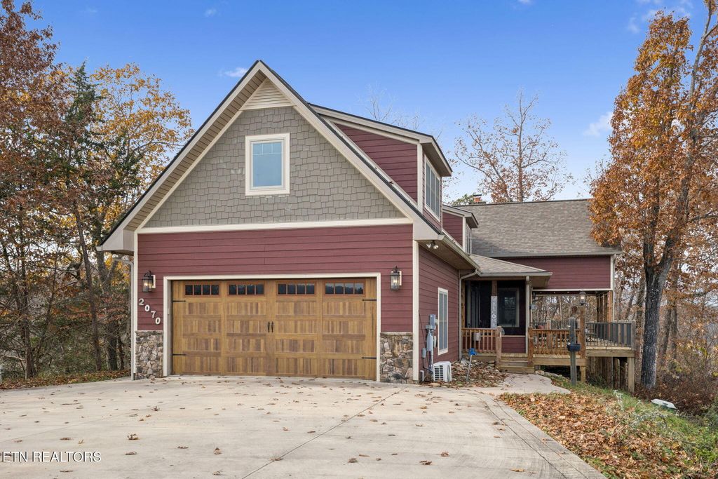 Photo of 2070 Holly Bend Drive, Byrdstown, TN 38549 (MLS # 1322808)