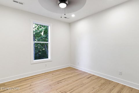 Tiny photo for 4268 Lee Rd, Knoxville, TN 37921 (MLS # 1355586)