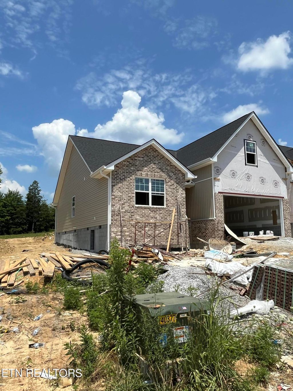 Photo of 437 Eastland Park Drive, Blaine, TN 37709 (MLS # 1268103)