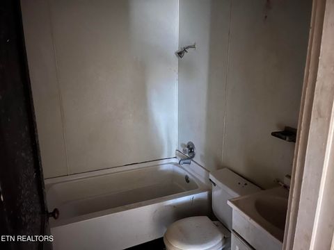 Tiny photo for 314 Ben Hur Ave, Knoxville, TN 37915 (MLS # 1324256)