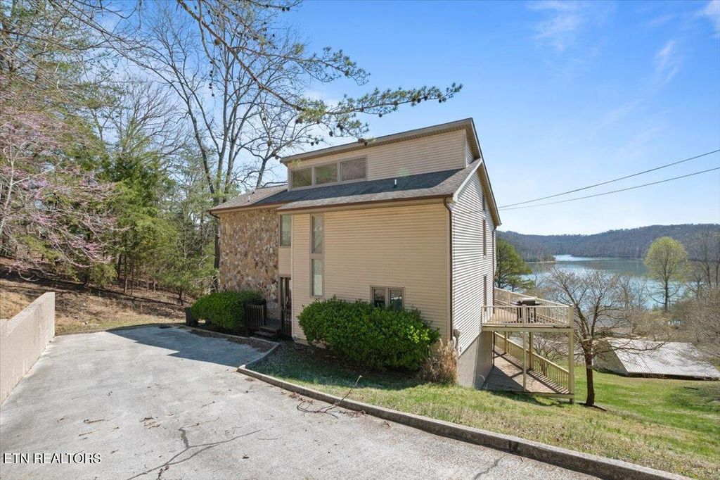 Photo of 168 Little Buck Lane, LaFollette, TN 37766 (MLS # 1341424)