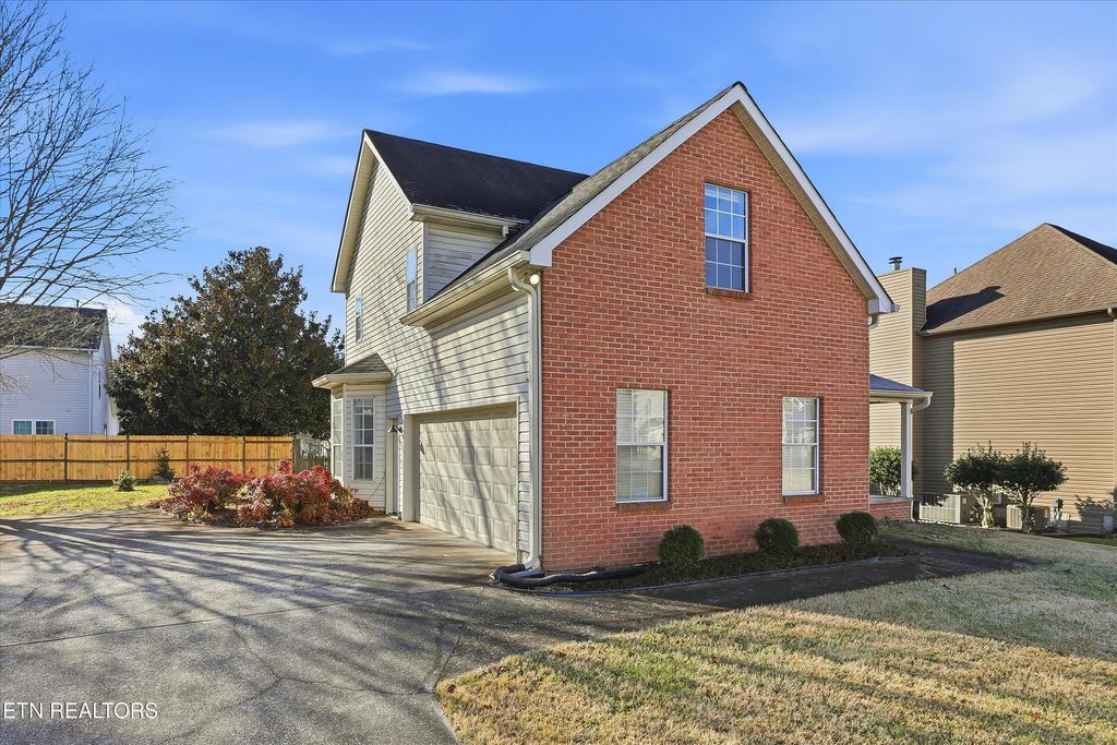 Photo of 10160 Rockbrook Drive, Knoxville, TN 37931 (MLS # 1331169)