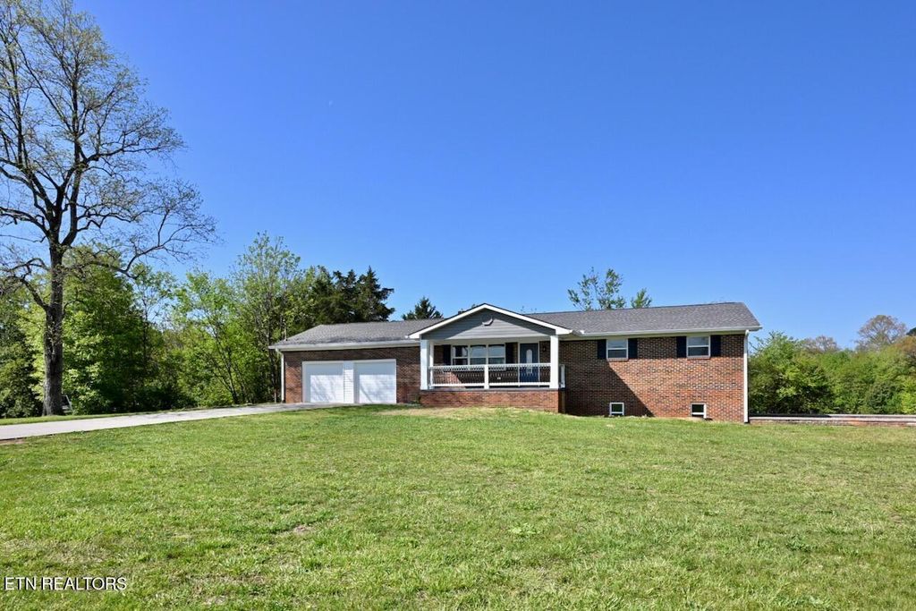 Photo of 119 Alfred McCammon Rd, Maryville, TN 37804 (MLS # 1336475)
