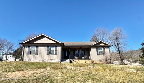 Tiny photo for 402 Cedar Circle, Clinton, TN 37716 (MLS # 1328780)