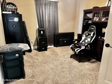 Tiny photo for 402 Cedar Circle, Clinton, TN 37716 (MLS # 1328780)