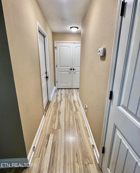 Tiny photo for 402 Cedar Circle, Clinton, TN 37716 (MLS # 1328780)