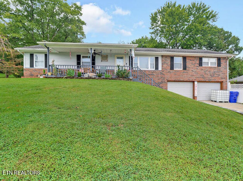 Photo of 206 Styles Lane, Harriman, TN 37748 (MLS # 1314119)