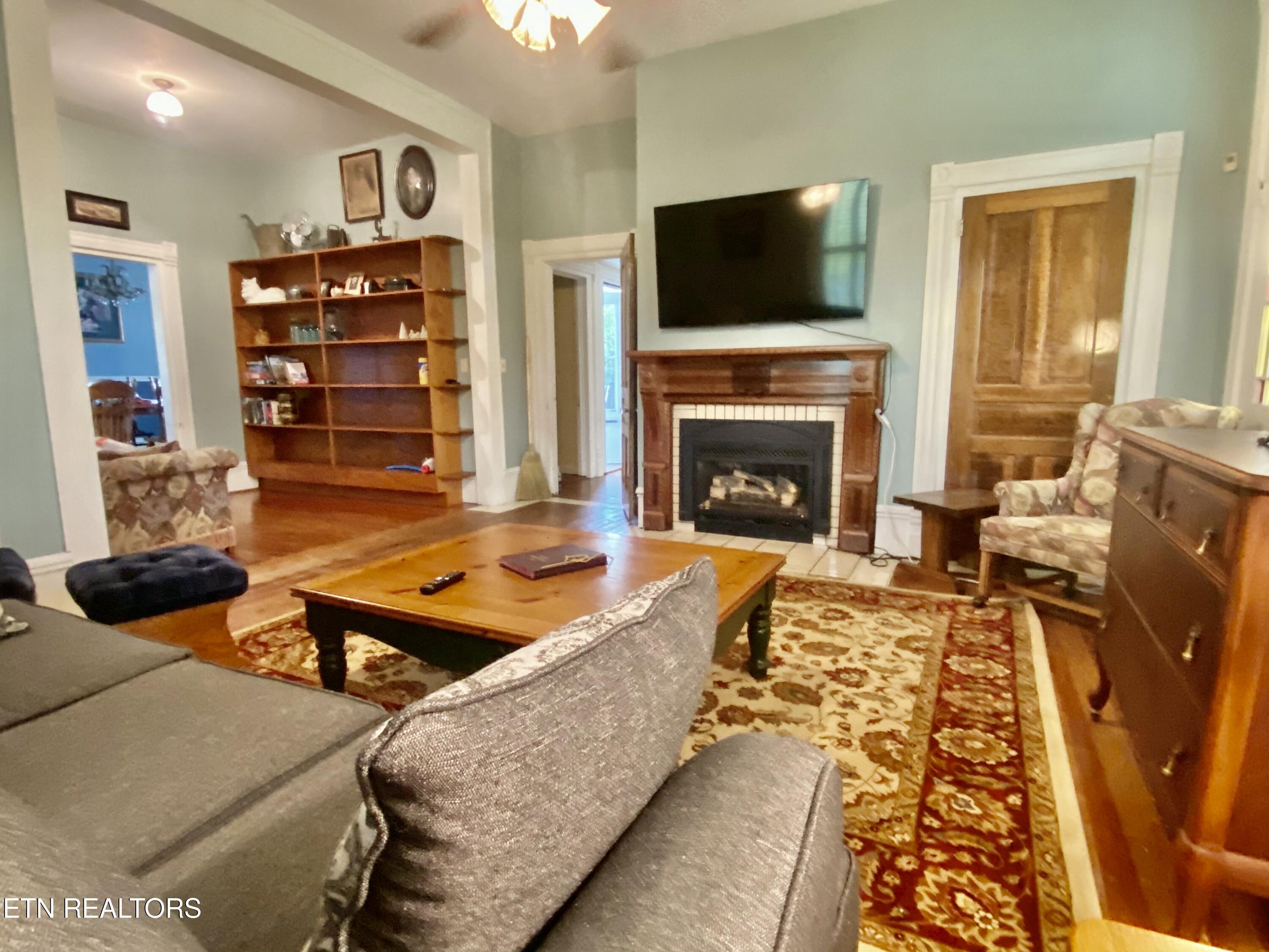1161 Boyds Creek Highway Hwy