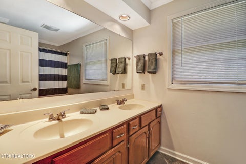 Tiny photo for 107 Chestnut Hill Rd, Oak Ridge, TN 37830 (MLS # 1347368)