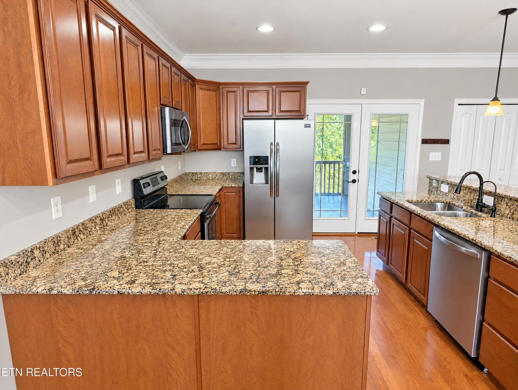Photo of 8337 Shoregate Lane, Knoxville, TN 37938 (MLS # 1360600)