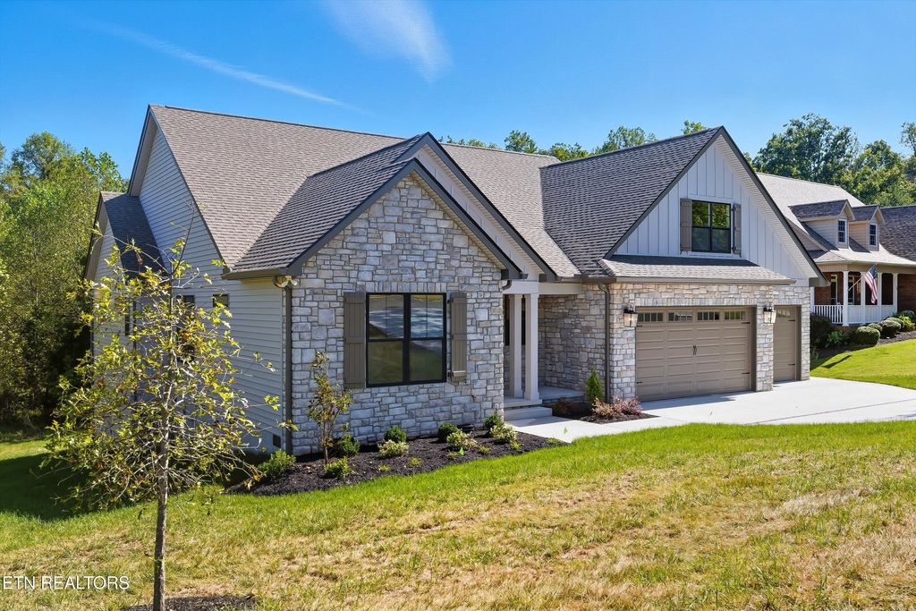 Photo of 148 Nunyu Tr, Vonore, TN 37885 (MLS # 1317484)