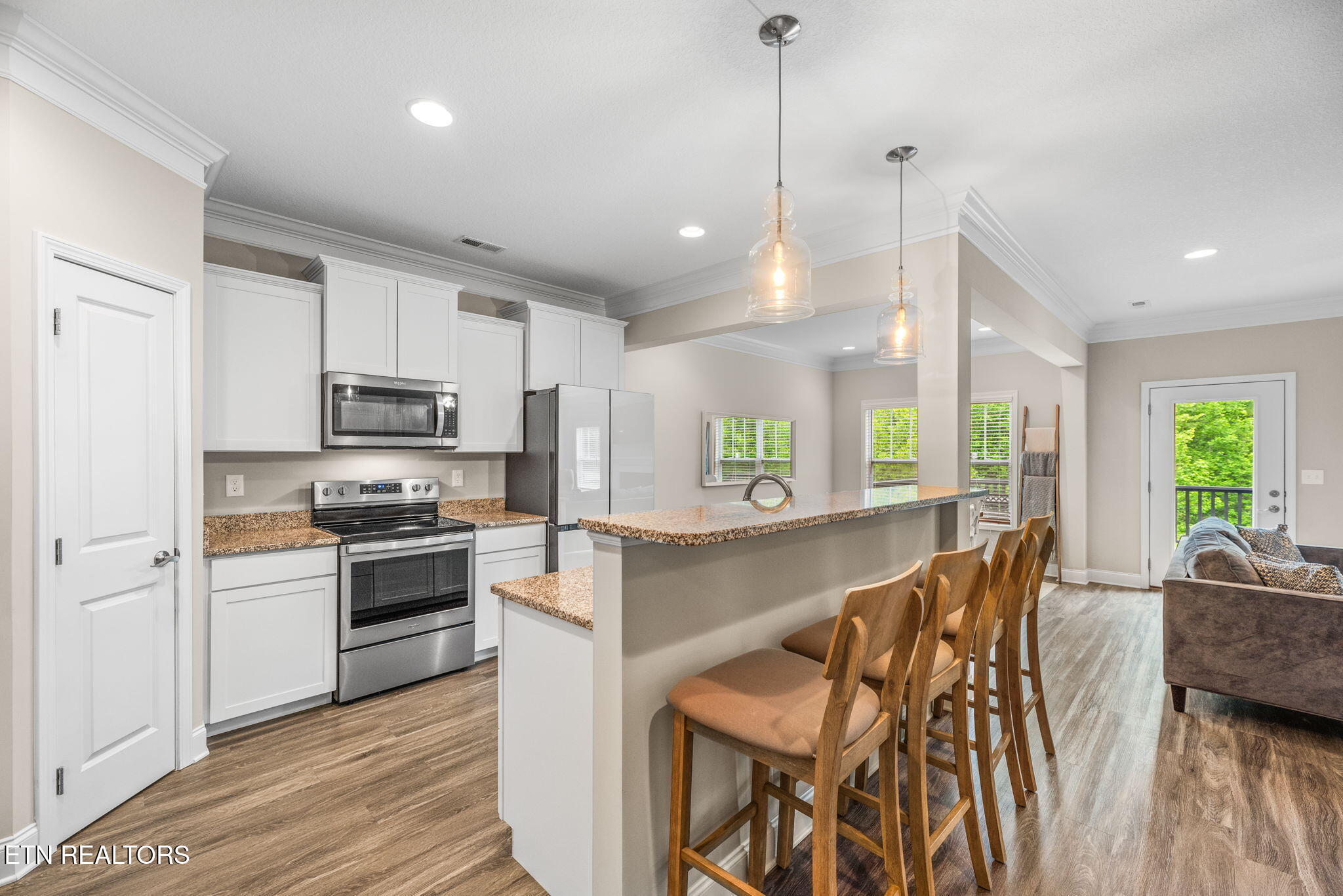 127 Mistletoeberry Rd