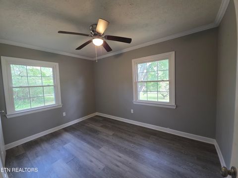 Tiny photo for 162 Andy Baird DR Drive, LaFollette, TN 37766 (MLS # 1316982)