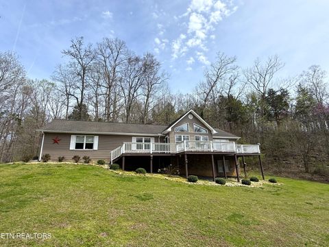 1038 Autumn Leaf Drive Newport TN 37821