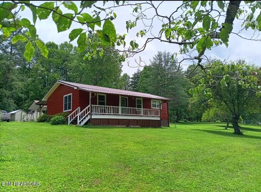 Photo of 239 Doc Huling Rd, Robbins, TN 37852 (MLS # 1333563)