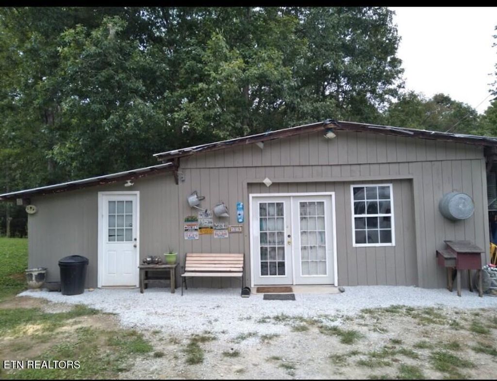 Photo of 239 Doc Huling Rd, Robbins, TN 37852 (MLS # 1333563)