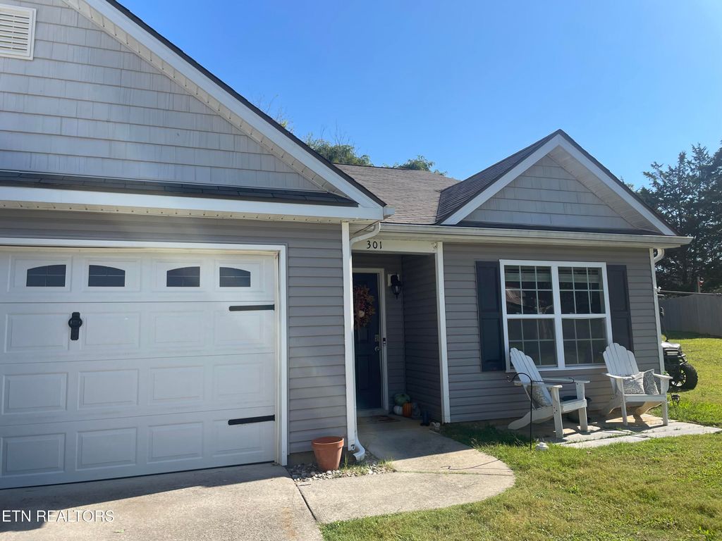 Photo of 301 Chrysler Lane, Powell, TN 37849 (MLS # 1315201)