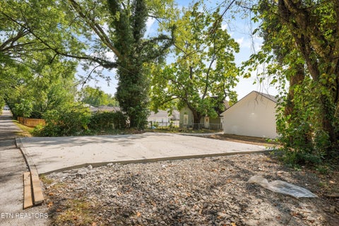 Tiny photo for 1505 Beaumont Ave, Knoxville, TN 37921 (MLS # 1356096)