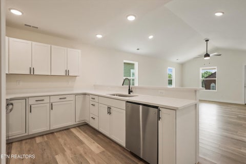 Tiny photo for 1505 Beaumont Ave, Knoxville, TN 37921 (MLS # 1356096)