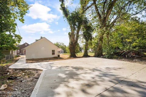 Tiny photo for 1505 Beaumont Ave, Knoxville, TN 37921 (MLS # 1356096)