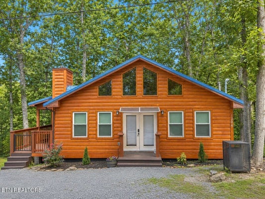1304 N OAK CT, SEVIERVILLE, TN 37876 - Image 1fefec31d1913dc6a55d130b63ddff8f/2205672670