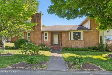 Photo of 7005 Hunters Tr, Knoxville, TN 37921 (MLS # 1337856)