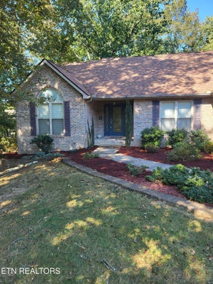 183 TRENTWOOD DR, CROSSVILLE, TN 38558 - Image 1ffd2c5c80e5be5f90bae0fbcf8e0f65/2602604678