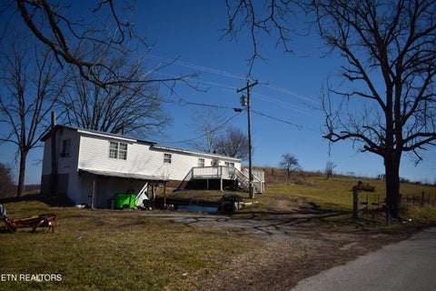 Tiny photo for 787 Oak Grove Rd, Harrogate, TN 37752 (MLS # 1360087)