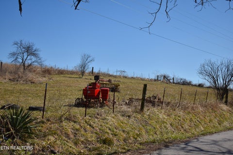 Tiny photo for 787 Oak Grove Rd, Harrogate, TN 37752 (MLS # 1360087)