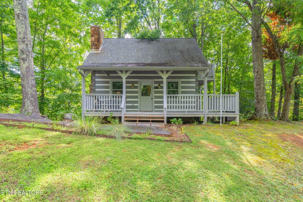Photo of 536 Deer Path Lane, Gatlinburg, TN 37738 (MLS # 1313791)