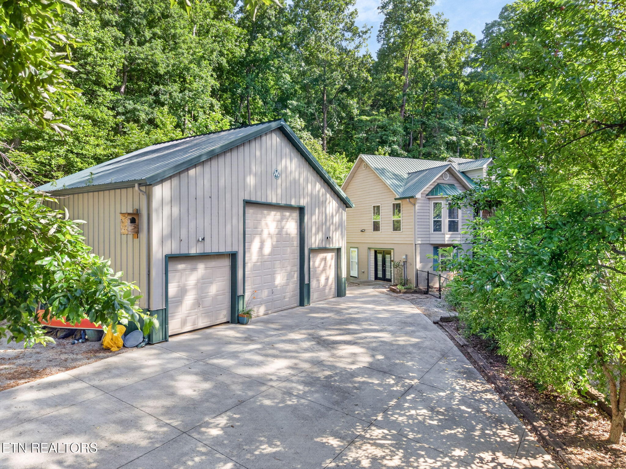 511 Lower River Rd
