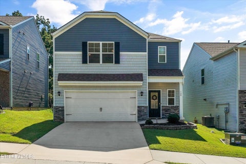 Photo of 130 Harbour Pointe Lane, Oak Ridge, TN 37830 (MLS # 1355638)