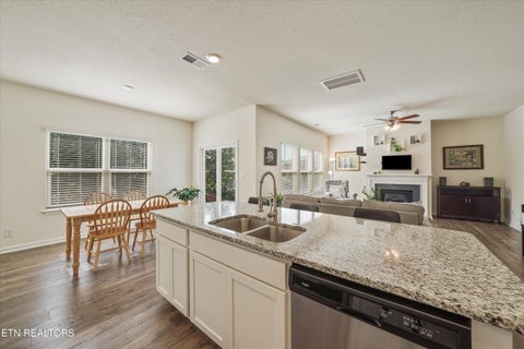 Tiny photo for 130 Harbour Pointe Lane, Oak Ridge, TN 37830 (MLS # 1355638)