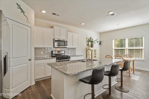 Tiny photo for 130 Harbour Pointe Lane, Oak Ridge, TN 37830 (MLS # 1355638)