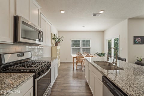 Tiny photo for 130 Harbour Pointe Lane, Oak Ridge, TN 37830 (MLS # 1355638)