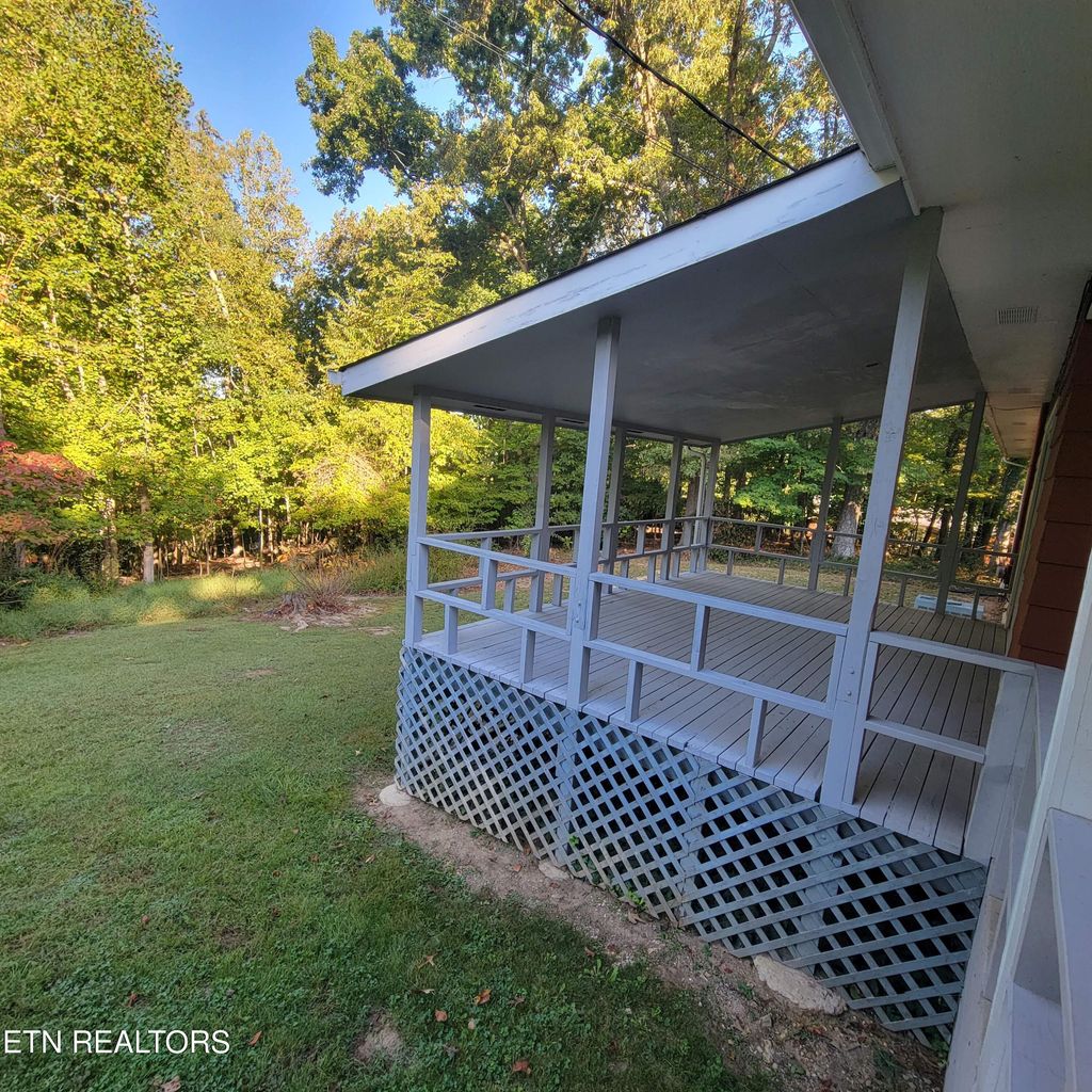 Photo of 1225 Timber Lane, Kingston, TN 37763 (MLS # 1316156)