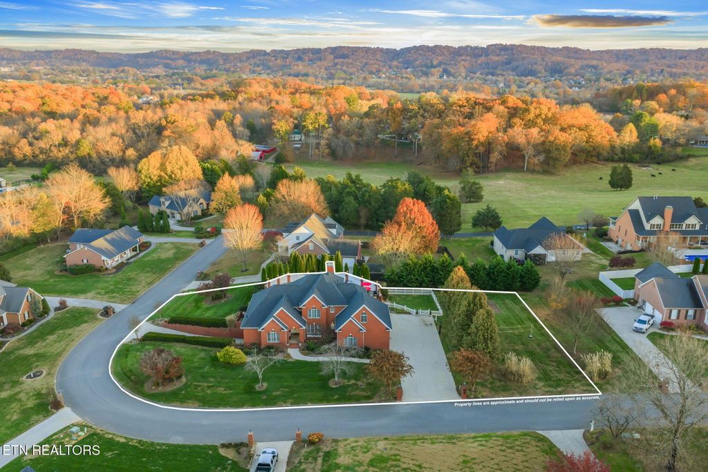 Photo of 7907 Debra Drive, Knoxville, TN 37938 (MLS # 1322015)